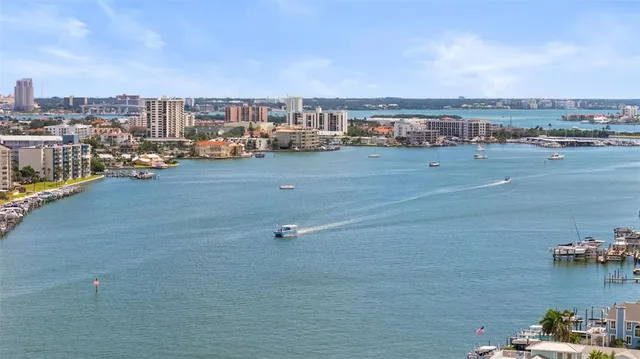 $1,050,000 | 759 Lantana Avenue, Clearwater Beach, FL 33767