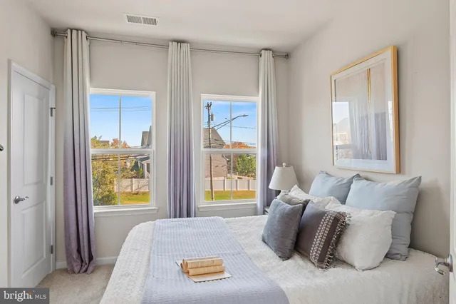 $464,999 | 7519 Mundell Road, Hanover, MD 21076