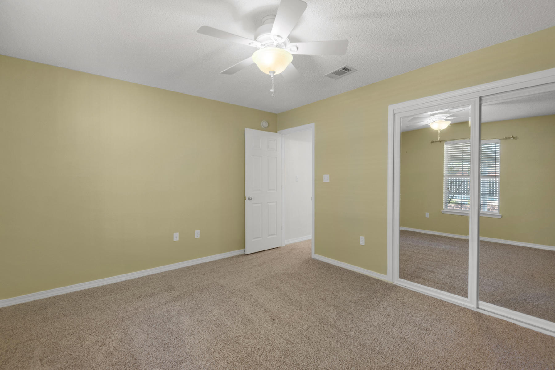 2138 Hagood Loop Crestview, FL 32536 - Photo 36 of 65 2138HagoodLoop_20190411_039