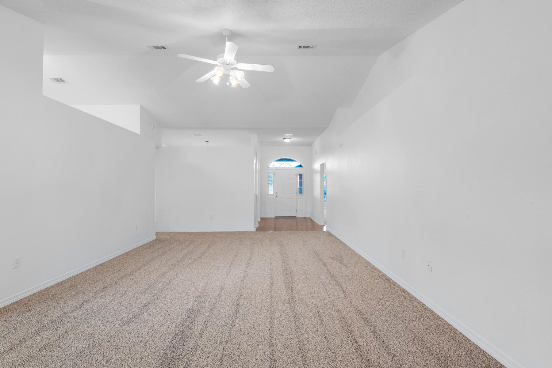 2138 Hagood Loop Crestview, FL 32536 - Photo 8 of 65 2138HagoodLoop_20190411_010