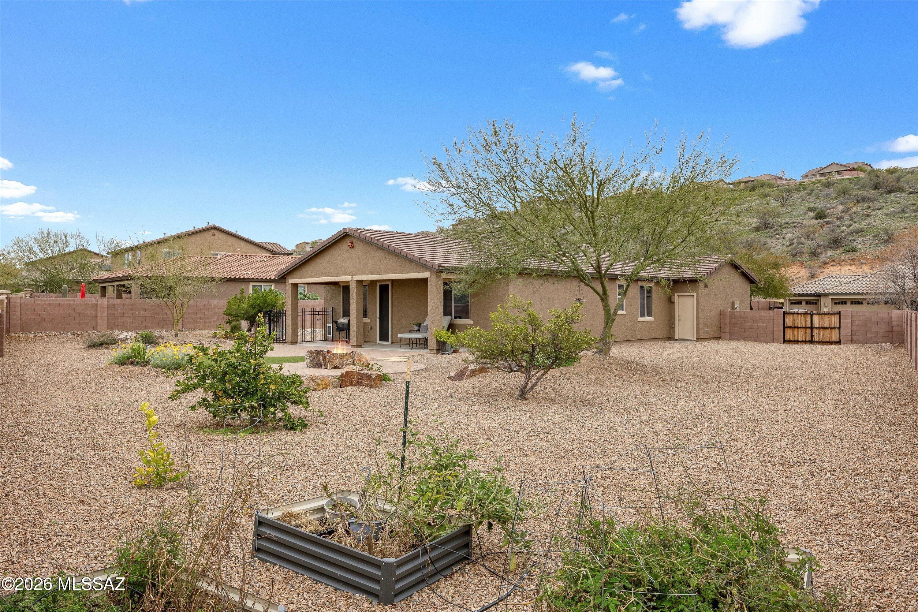 38754 South Running Roses Lane Tucson, AZ 85739 - Photo 35 of 46 35-Back of Home