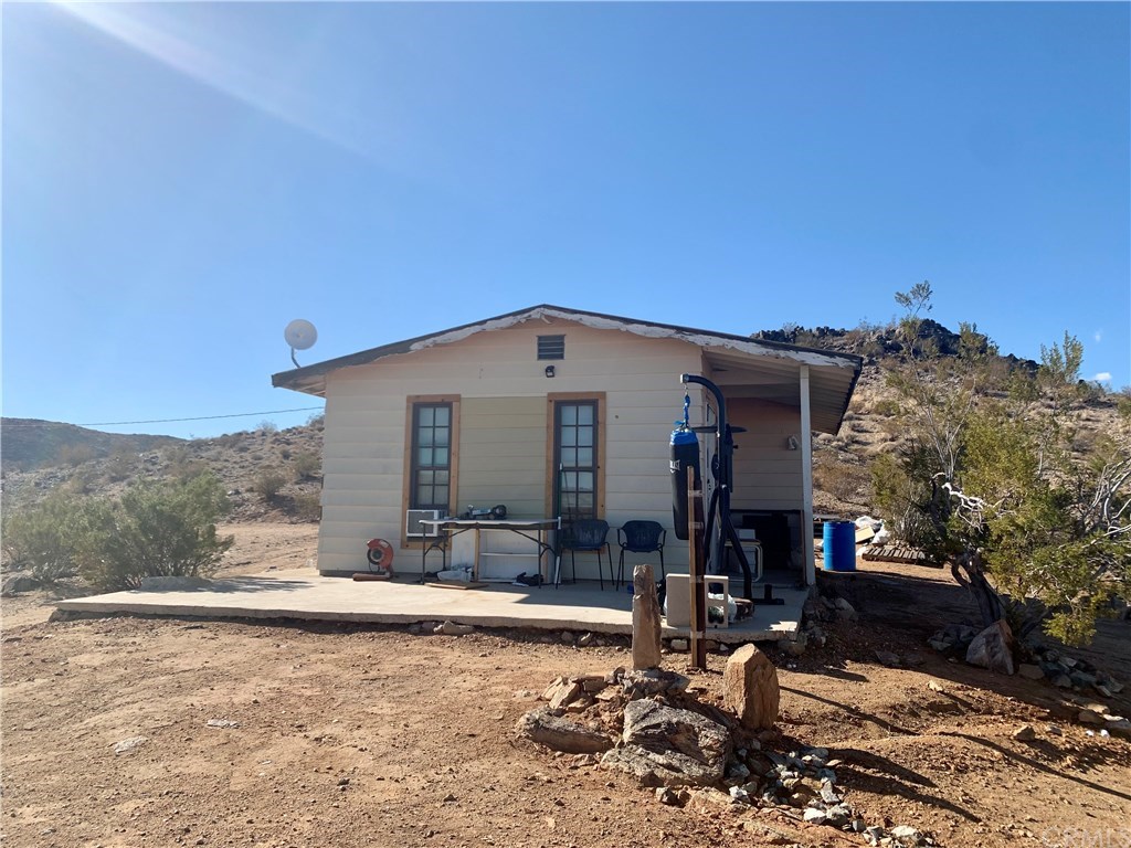 1707 Cobb Nob Road Joshua Tree, CA 92252 - Photo 1 of 1