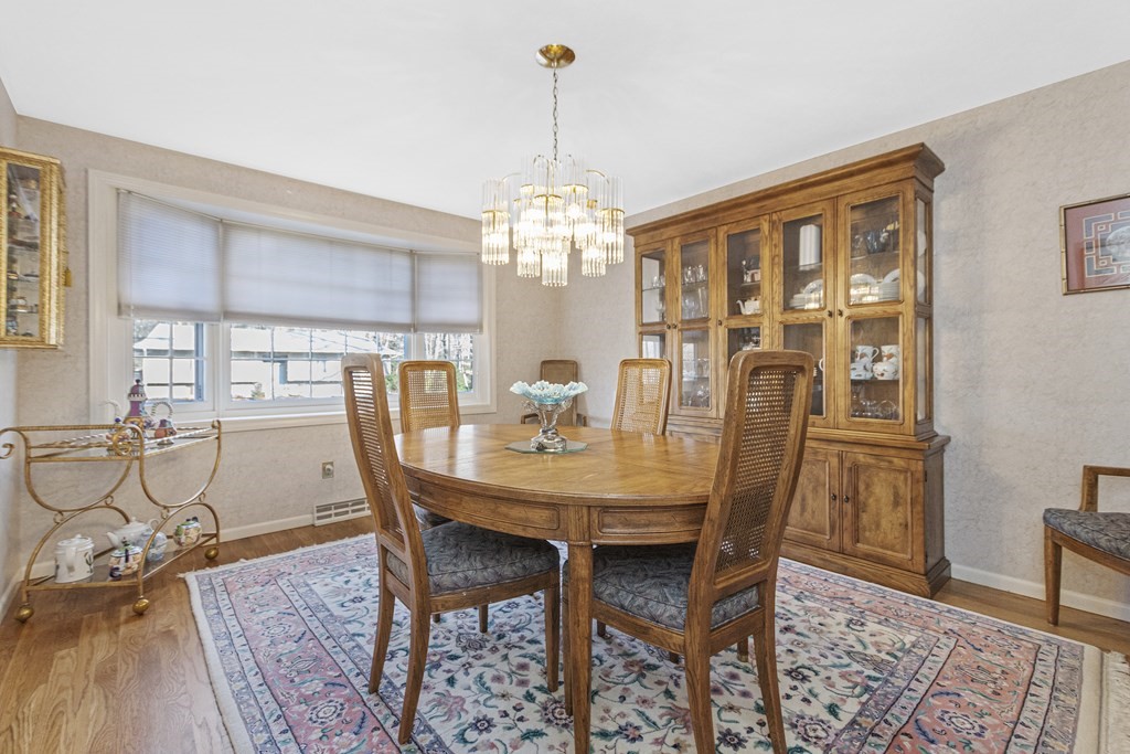 6 Linwood Road Framingham, MA 01702 - Photo 8 of 35 Gallery Image 8