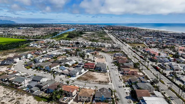 $410,000 | 940 Dunes Street, Oxnard, CA 93035