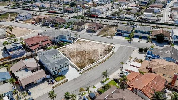 $410,000 | 940 Dunes Street, Oxnard, CA 93035