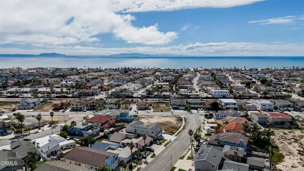 $410,000 | 940 Dunes Street, Oxnard, CA 93035