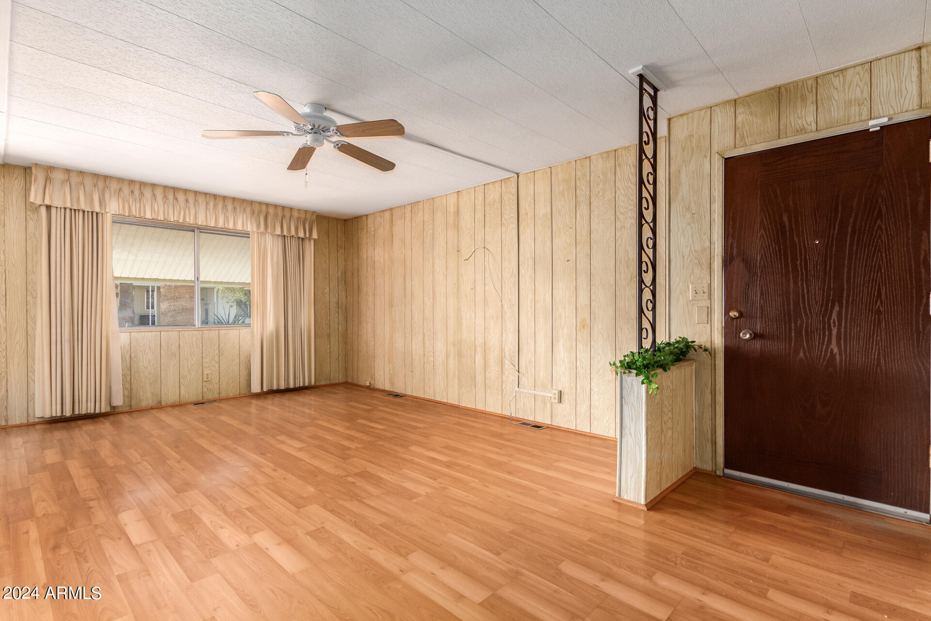 2050 West Dunlap Avenue, Unit R252 Phoenix, AZ 85021 - Photo 8 of 20 0011-08 - Dunlap