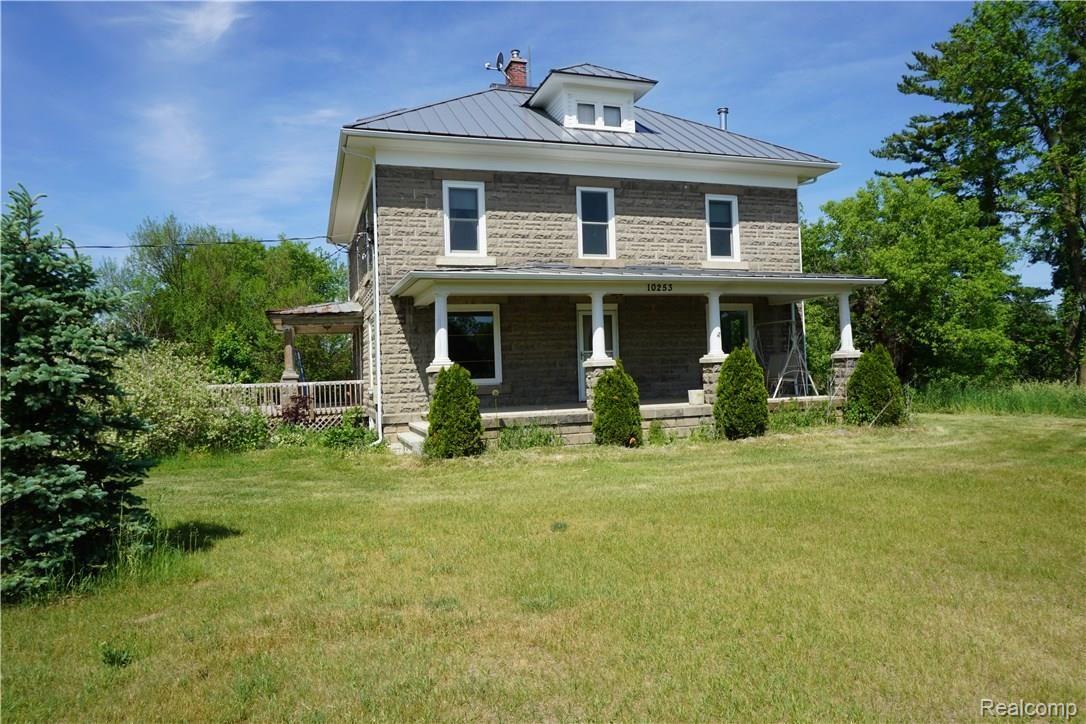 10253 Byron Road Howell, MI 48855 - Photo 1 of 35 DSC00786.JPG
