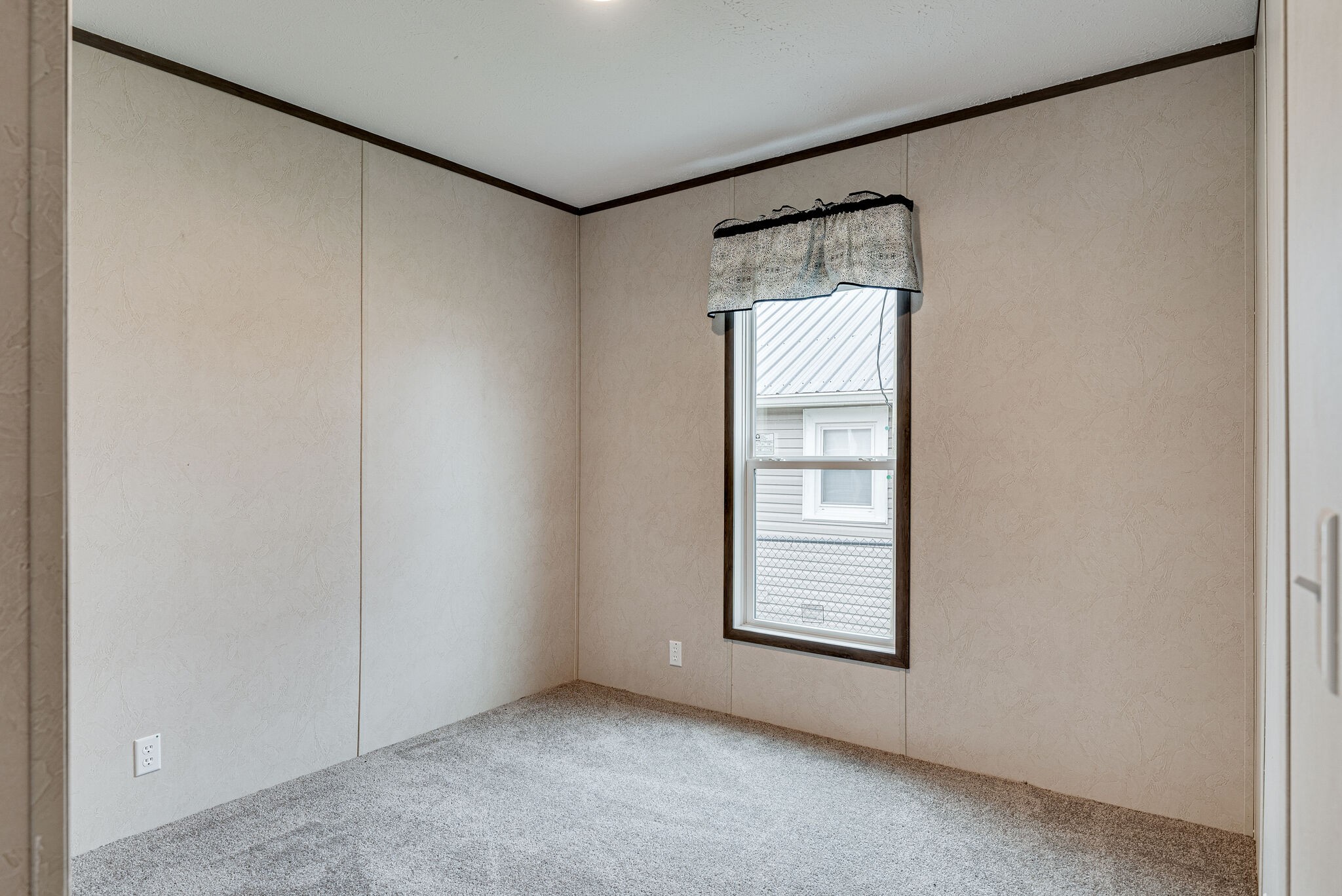 1321 Parham Street Springfield, TN 37172 - Photo 17 of 21 a view of an empty room with a window