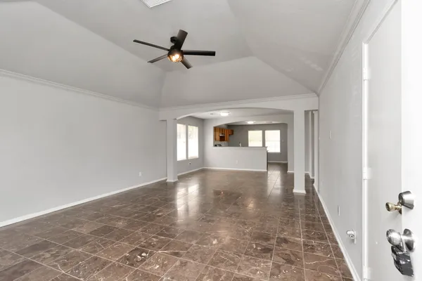 $1,800 | 8914 Dirby Street, Houston, TX 77075