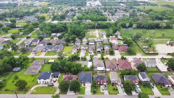 $1,800 | 8914 Dirby Street, Houston, TX 77075