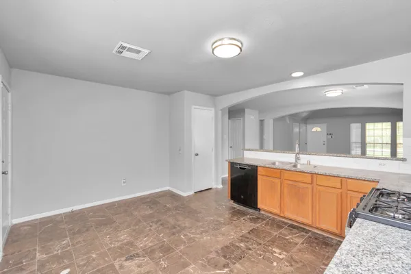 $1,800 | 8914 Dirby Street, Houston, TX 77075