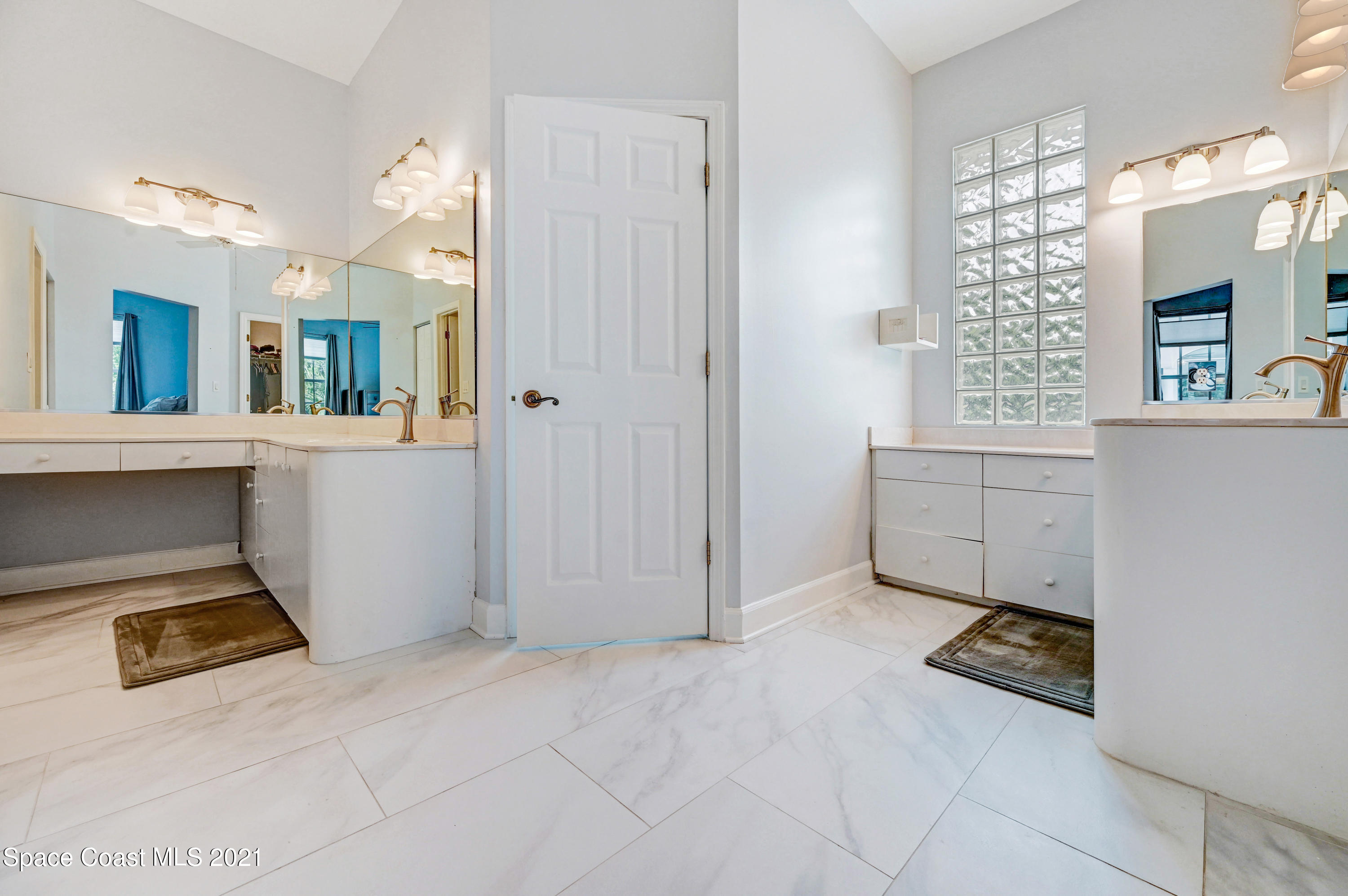 4601 Indian River Drive Cocoa, FL 32927 - Photo 29 of 51 a view of kitchen with windows