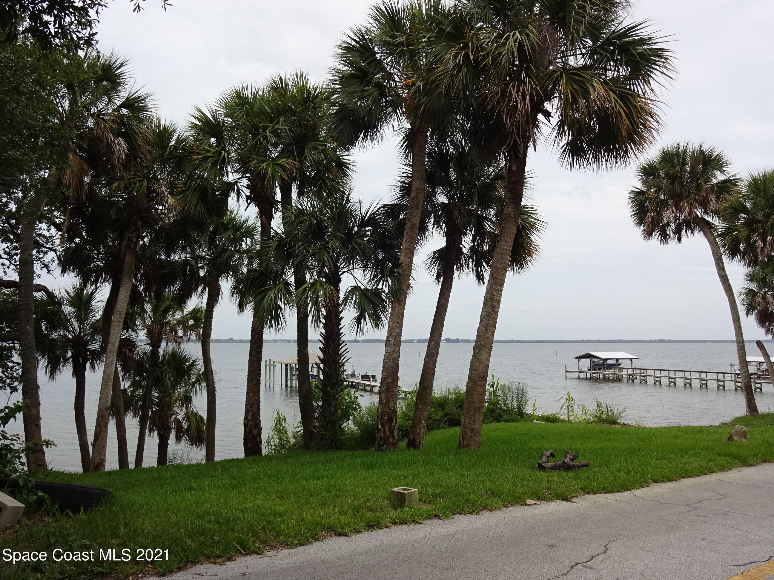 4601 Indian River Drive Cocoa, FL 32927 - Photo 51 of 51 a view of a park with palm trees