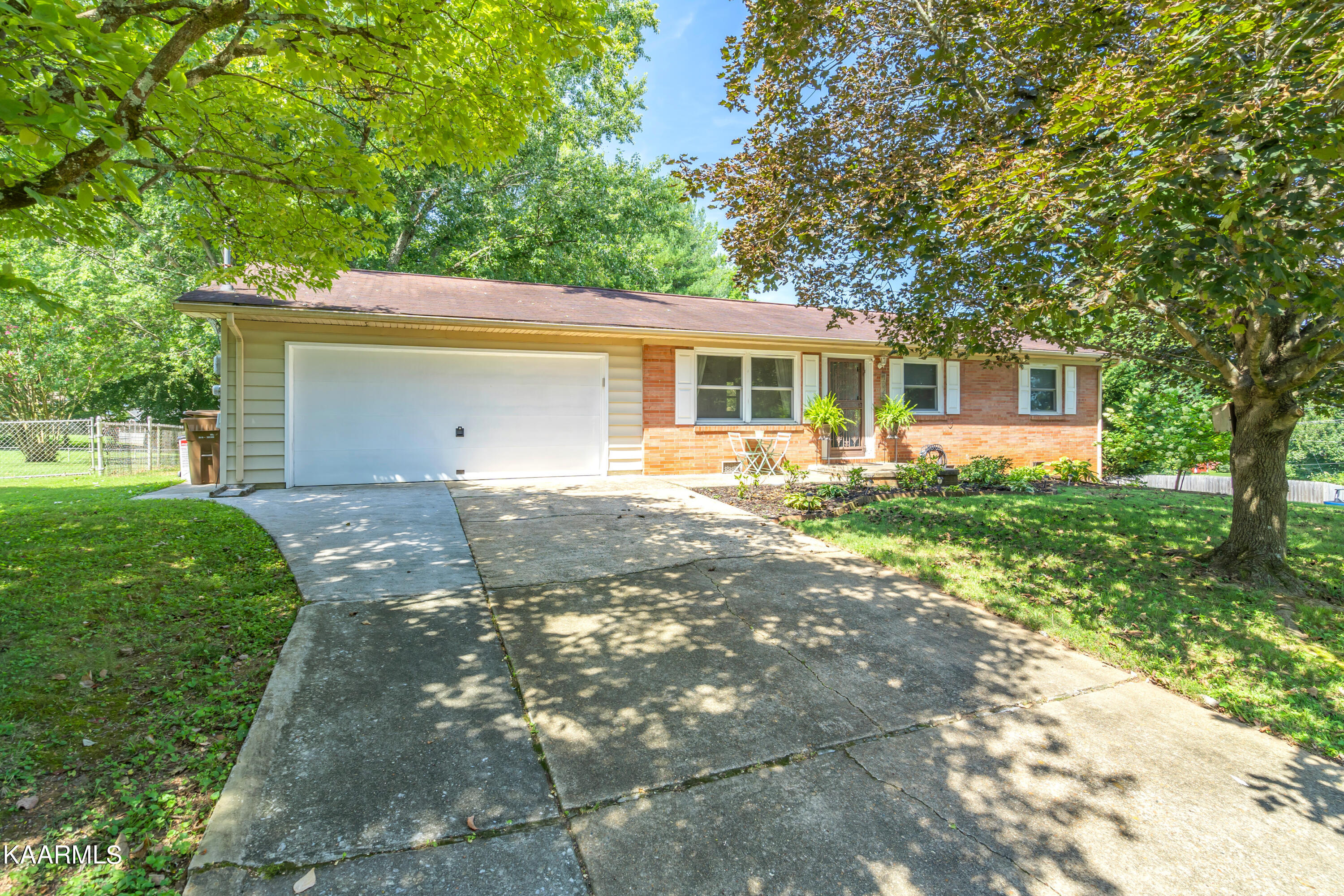 4029 Sullivan Road Knoxville, TN 37921 - Photo 1 of 33 Welcome to 4029 Sullivan Road