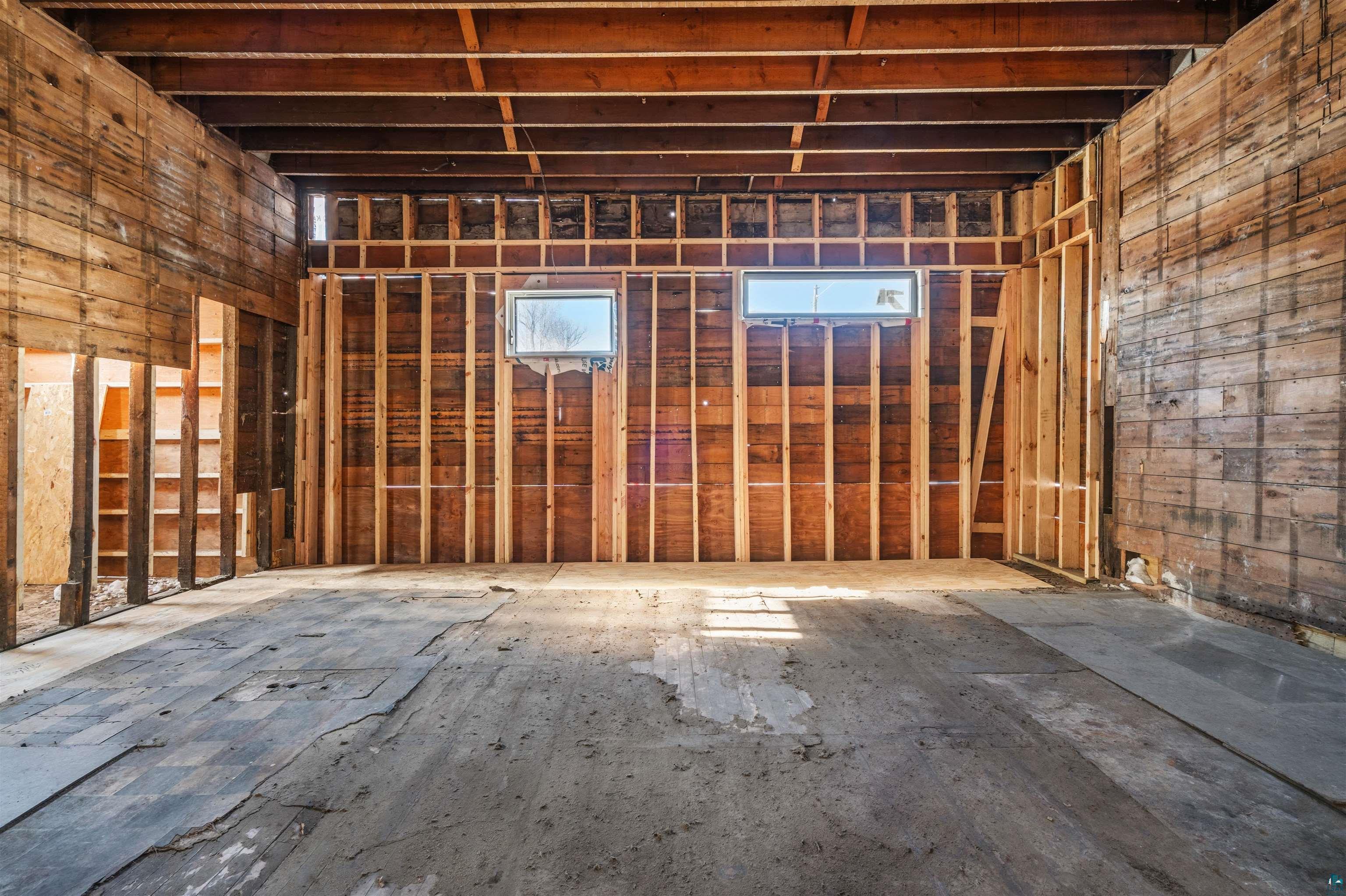 2502 West 3rd Street Duluth, MN 55806 - Photo 12 of 26