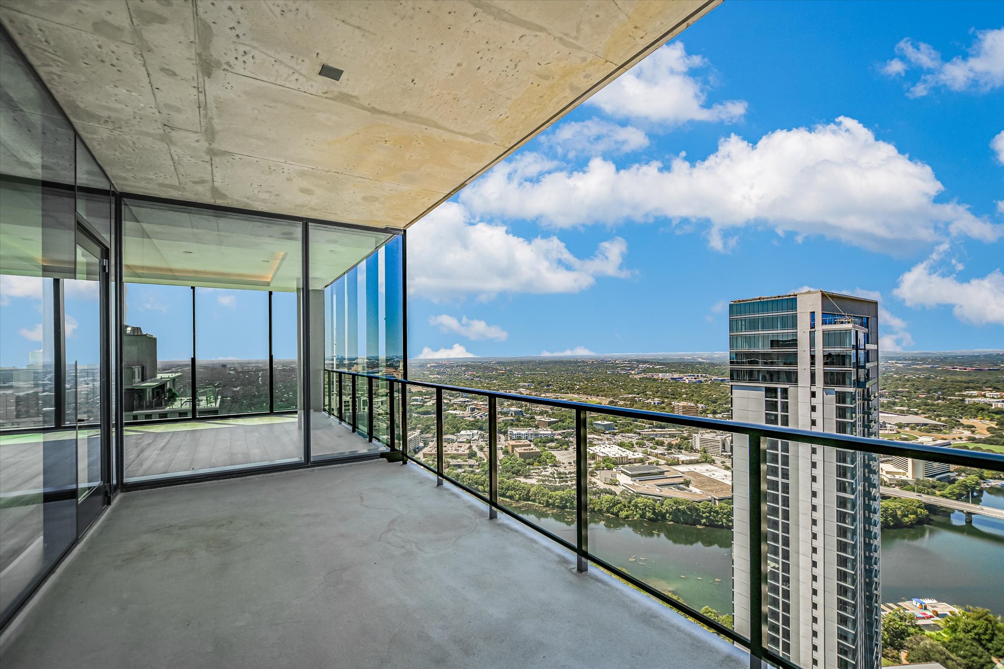 610 Davis Street, Unit 4903 Austin, TX 78701 - Photo 3 of 40