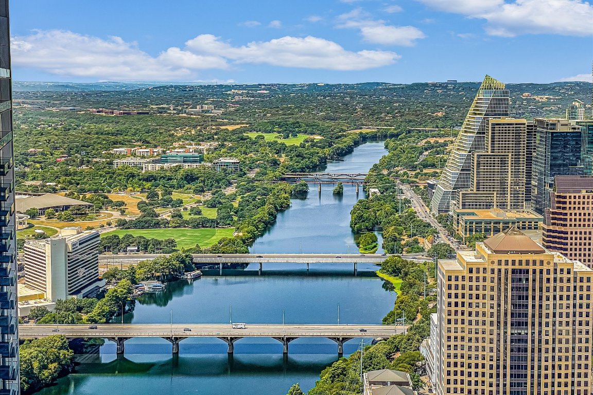 610 Davis Street, Unit 4903 Austin, TX 78701 - Photo 4 of 40