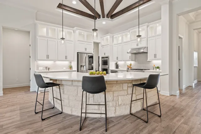 $815,000 | 228 Trick Pony, Liberty Hill, TX 78642