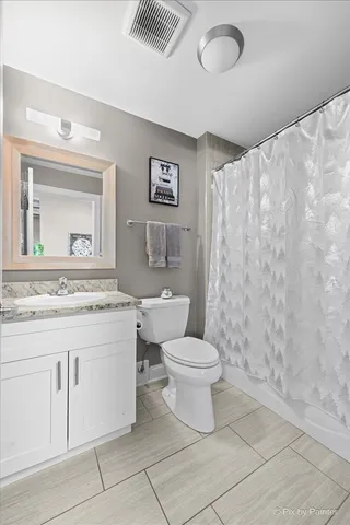 $1,750 | 364 South Main Street, Unit 364, Bartlett, IL 60103