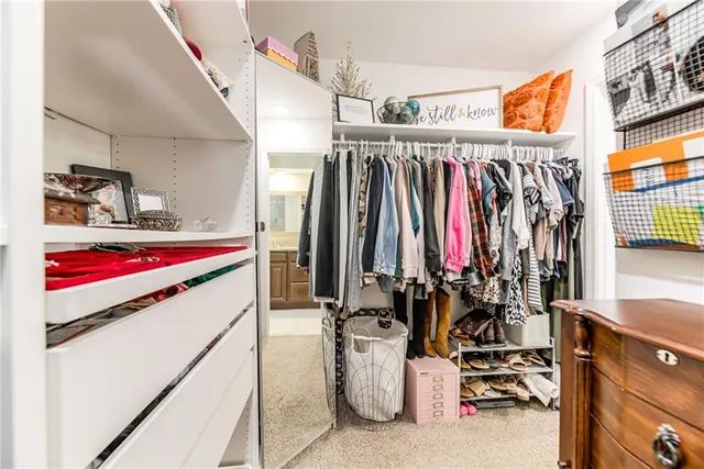 $425,000 | 12557 West 82nd Terrace, Lenexa, KS 66215