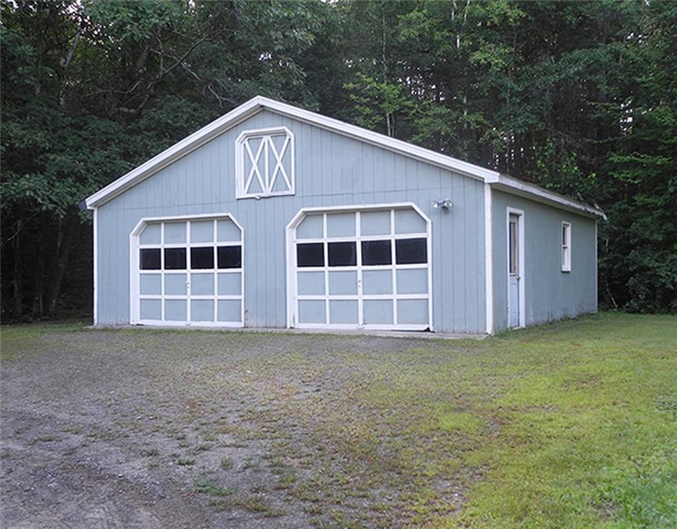 7 Calling Crow Road Augusta, ME 04330 - Photo 9 of 19 GARAGE