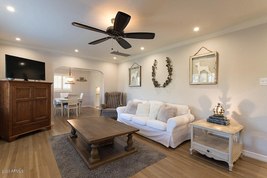 513 West Granada Road Phoenix, AZ 85003 - Photo 5 of 39 LR 2