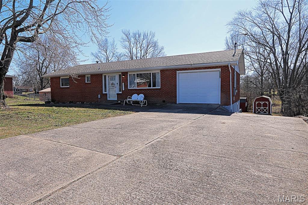 5211 Highway 72 Jackson, MO 63755 - Photo 1 of 49