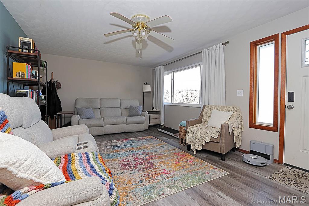 5211 Highway 72 Jackson, MO 63755 - Photo 16 of 49