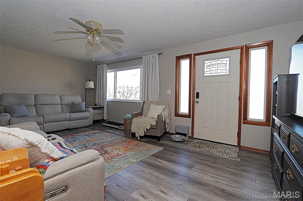 5211 Highway 72 Jackson, MO 63755 - Photo 17 of 49