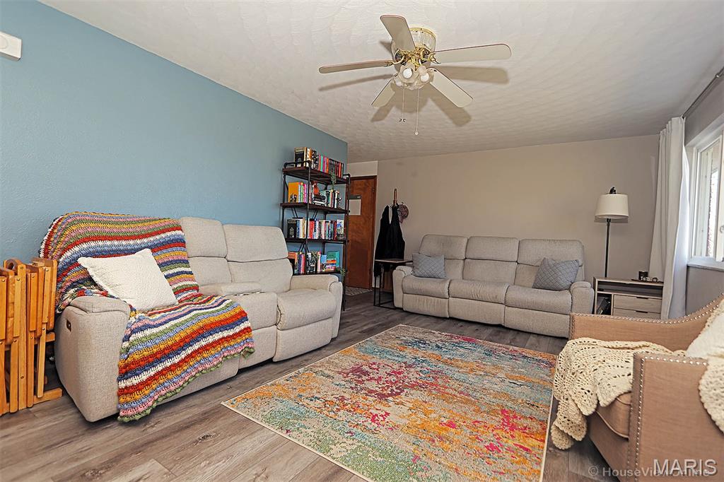 5211 Highway 72 Jackson, MO 63755 - Photo 18 of 49