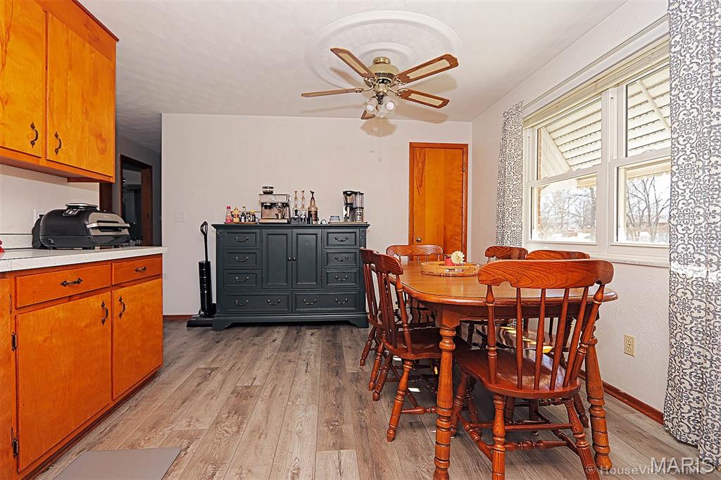 5211 Highway 72 Jackson, MO 63755 - Photo 23 of 49