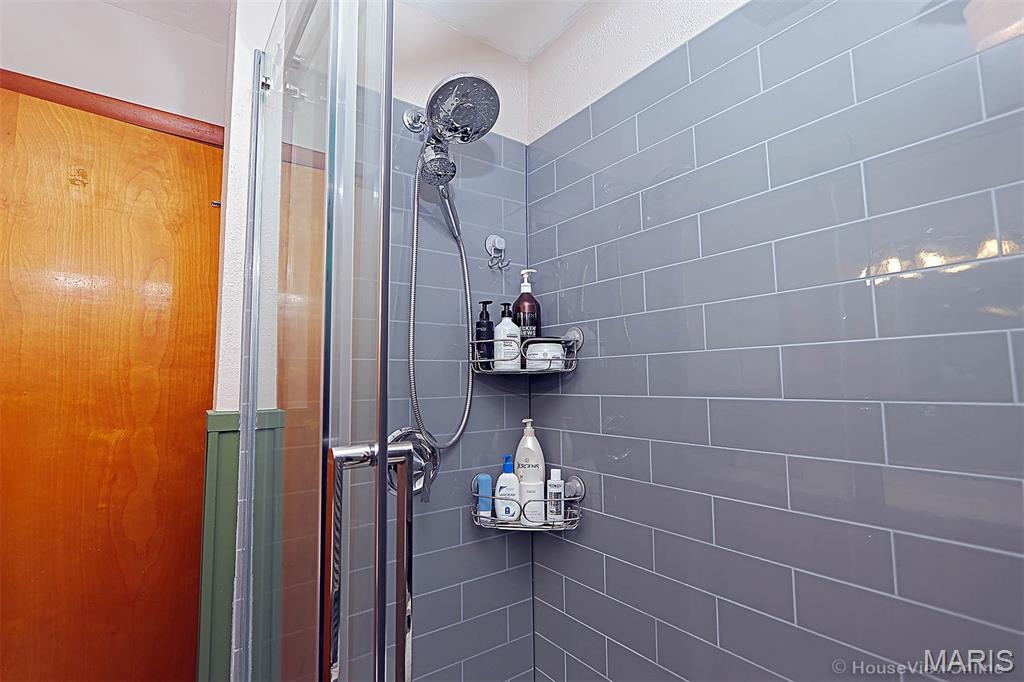 5211 Highway 72 Jackson, MO 63755 - Photo 35 of 49