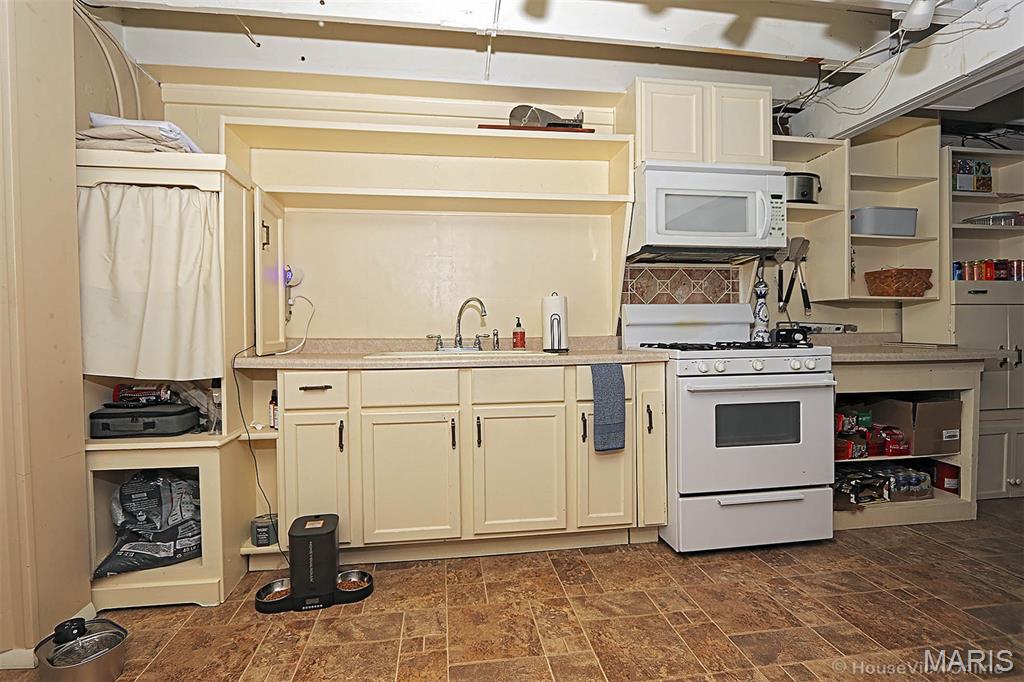 5211 Highway 72 Jackson, MO 63755 - Photo 46 of 49