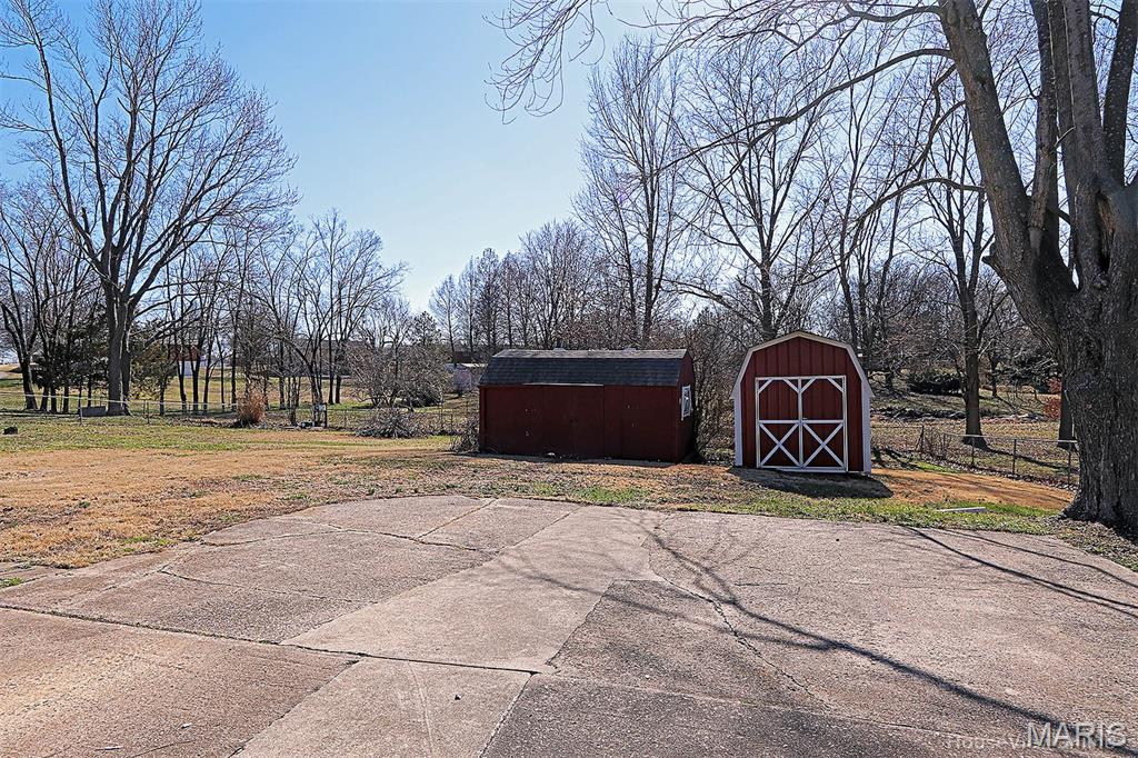 5211 Highway 72 Jackson, MO 63755 - Photo 5 of 49