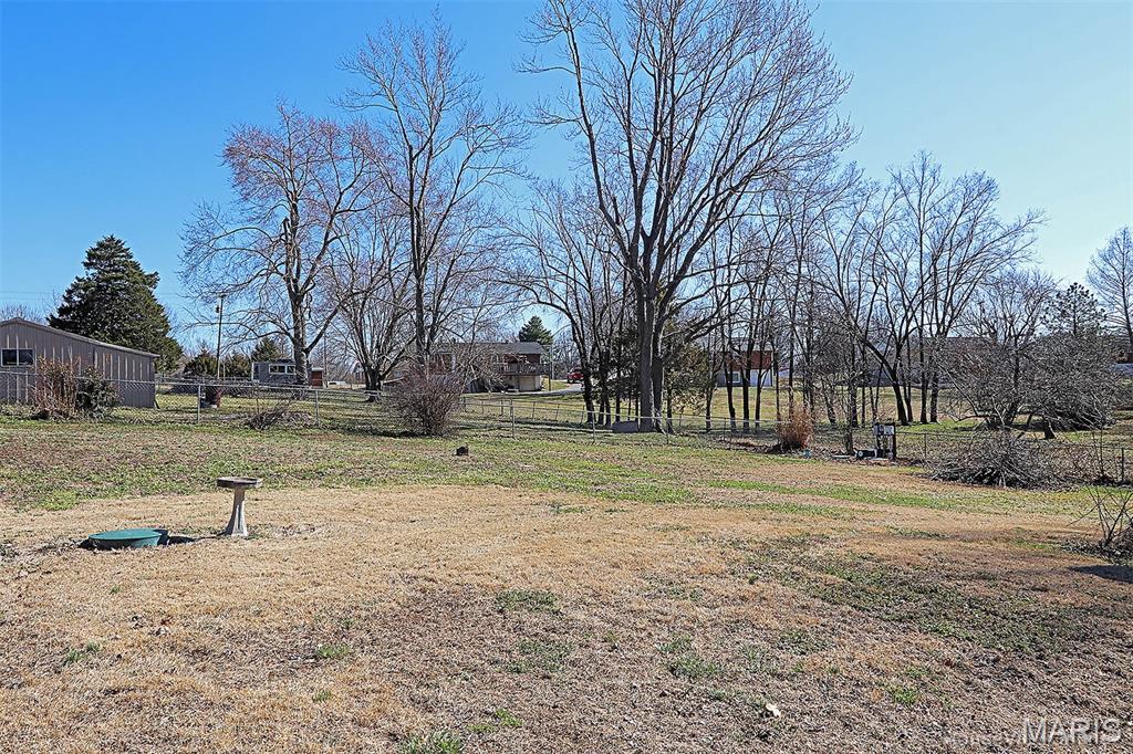 5211 Highway 72 Jackson, MO 63755 - Photo 7 of 49