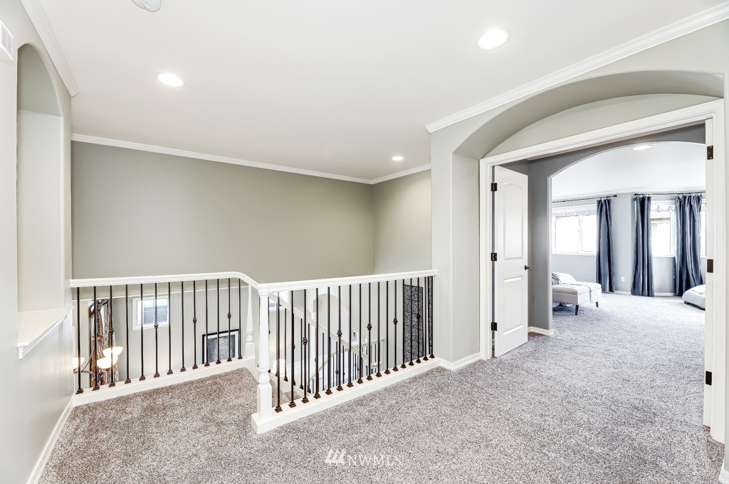21303 37th Avenue Southeast Bothell, WA 98021 - Photo 13 of 34 a view of a hallway with closet and entryway