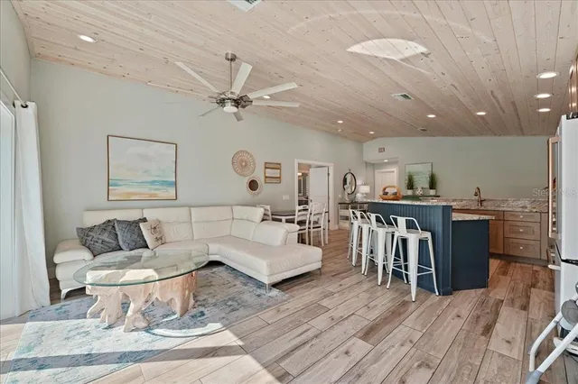 $3,895,000 | 111 Cedar Avenue, Anna Maria, FL 34216