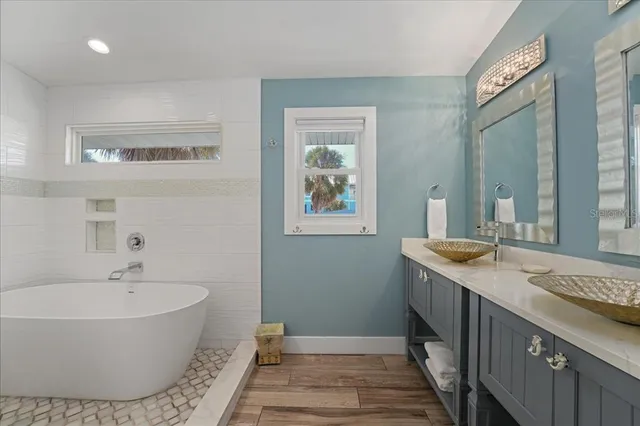 $3,895,000 | 111 Cedar Avenue, Anna Maria, FL 34216