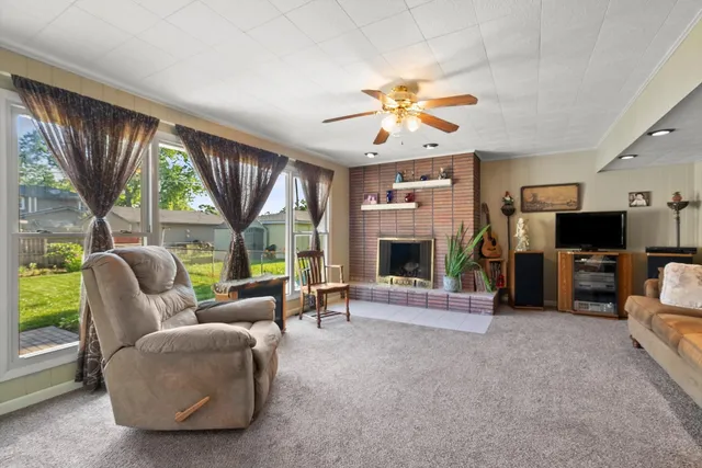 $339,000 | 7306 West 115th Street, Worth, IL 60482