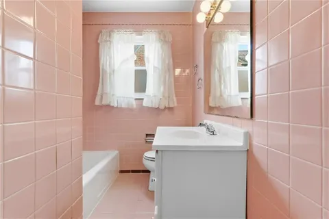 $195,000 | 2225 Neish Avenue, Aliquippa, PA 15001