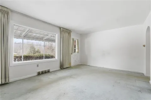 $195,000 | 2225 Neish Avenue, Aliquippa, PA 15001