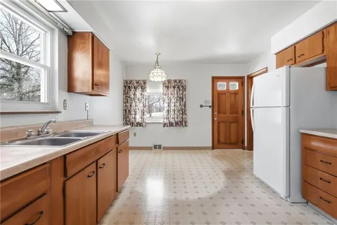 $195,000 | 2225 Neish Avenue, Aliquippa, PA 15001