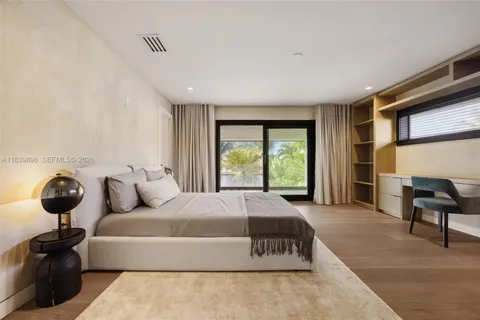 $11,850,000 | 110 Holiday Drive, Hallandale Beach, FL 33009