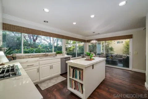 $1,099,000 | 1831 Olympus Loop Drive, Vista, CA 92081