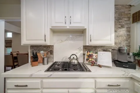 $1,099,000 | 1831 Olympus Loop Drive, Vista, CA 92081