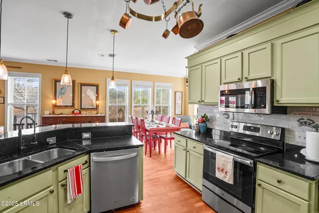 $649,000 | 8 East River Drive, Beaufort, SC 29907