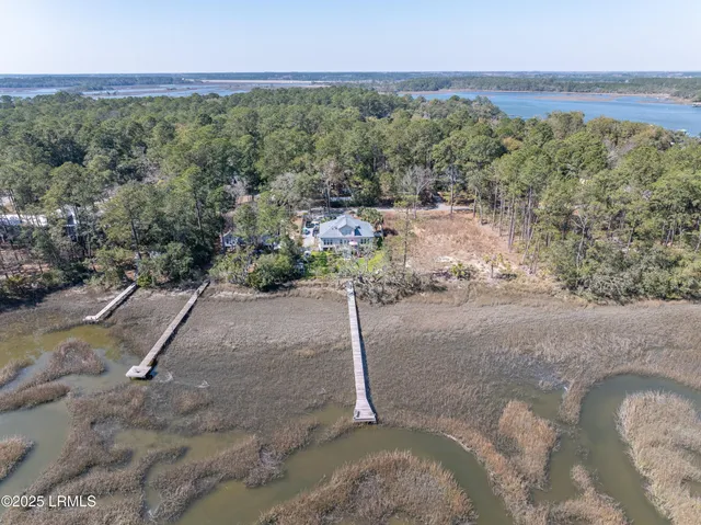 $649,000 | 8 East River Drive, Beaufort, SC 29907