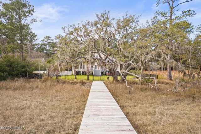 $649,000 | 8 East River Drive, Beaufort, SC 29907