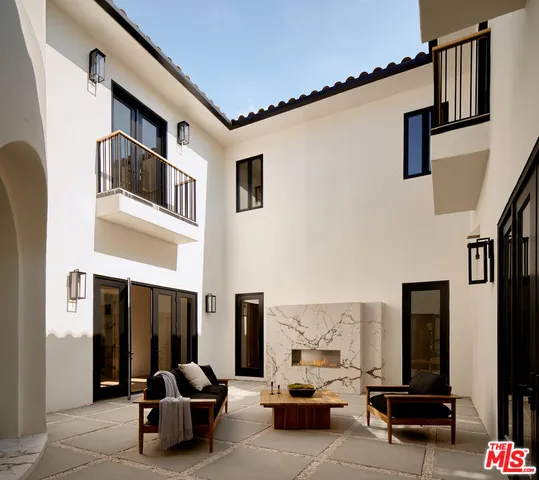 a car parked in front of a building